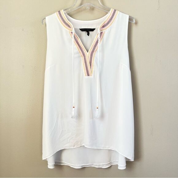 WHBM Boho White Sleeveless Top Blouse Embroidered Tassal Neckline - Picture 1 of 11